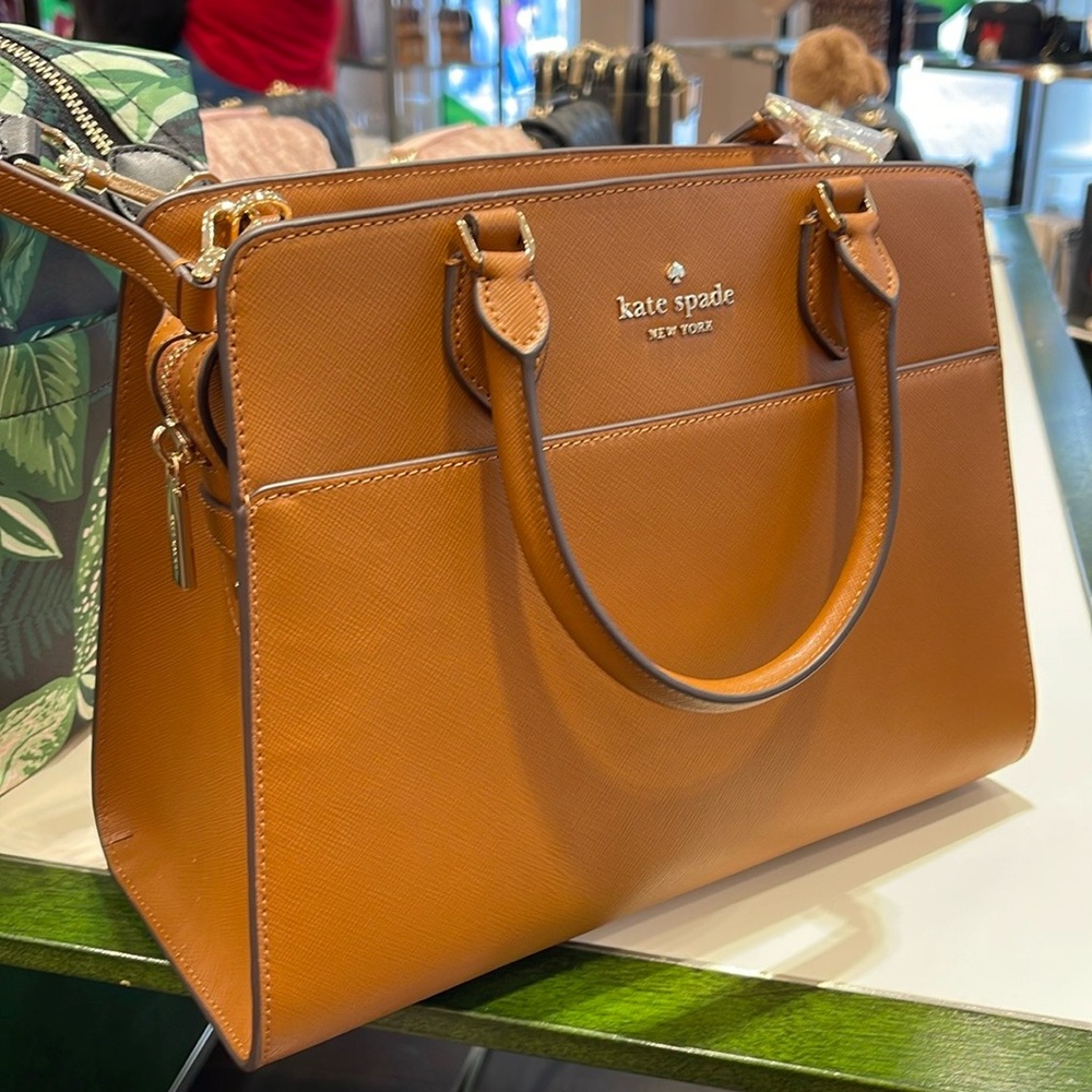 Kate Spade Madison Saffiano Leather Medium Satchel
NWT - Picture 11 of 16